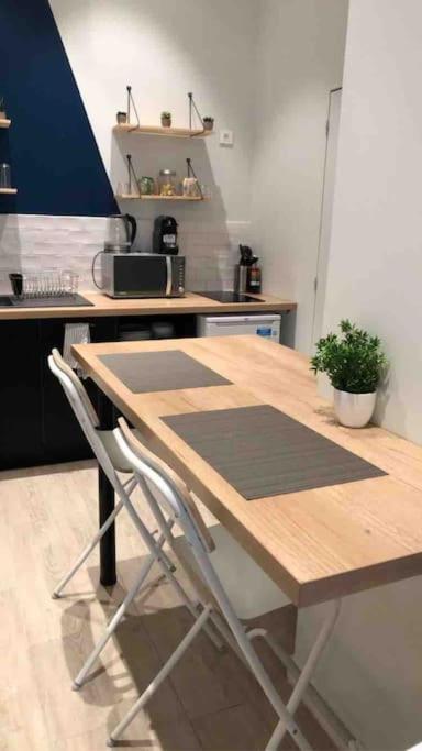 Appartement Le Berlier 60m2 + Cour Privee - Centre Historique